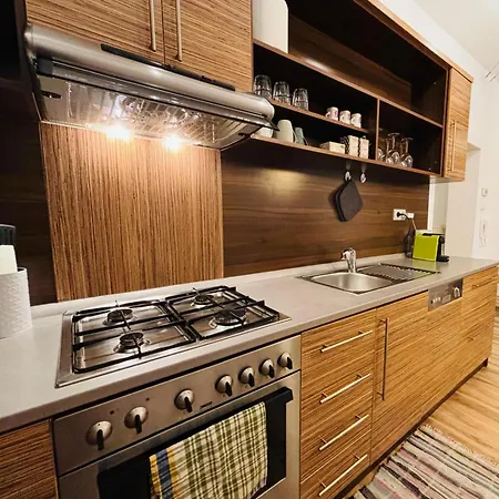 Apartment Smack In The Heart Of Old Town